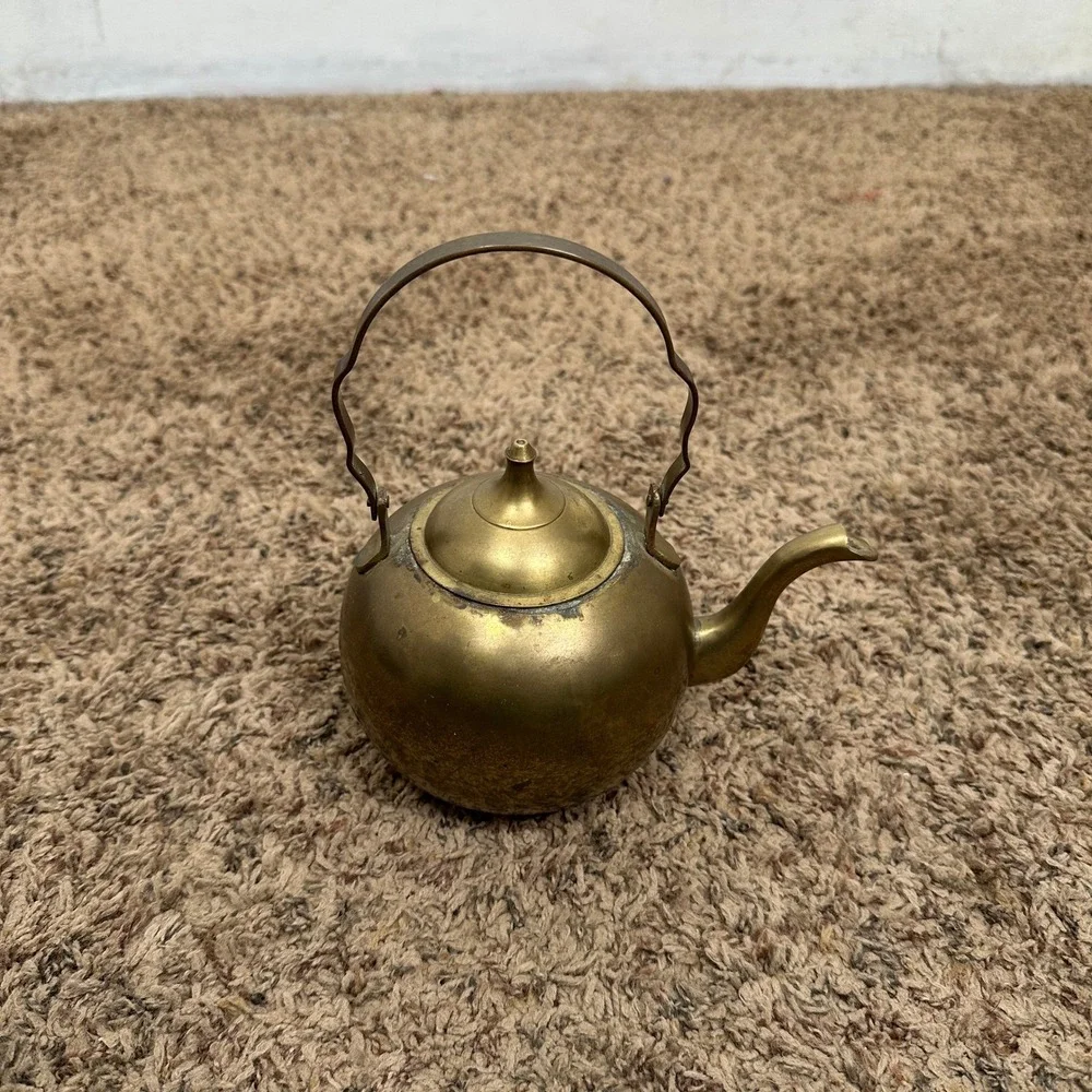 Vintage Solid Brass Teapot with Lid and Swing Handle Decorative Tea Kettle